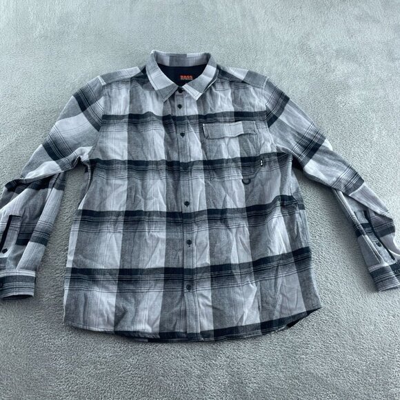 Bass Outdoor Mens Plaid Button-Up Shirt Gray/Black Long Sleeve M NWT 2614 - Picture 1 of 8